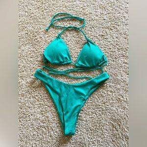 5 women swimsuits
